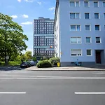 3 Bedroom Near Messe