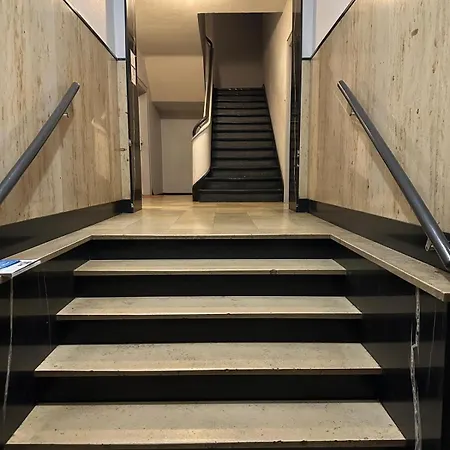 3 Bedroom Near Messe *