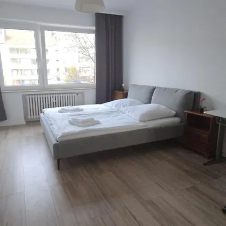 3 Bedroom Near Messe 公寓 杜塞尔多夫