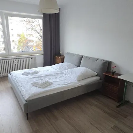 3 Bedroom Near Messe 公寓