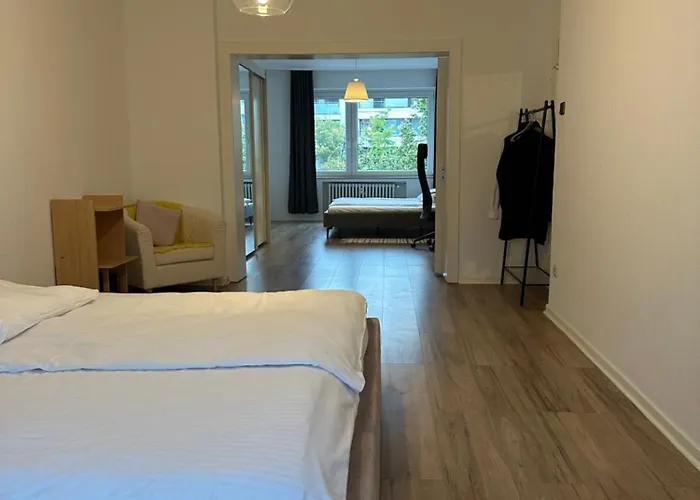 3 Bedroom Near Messe