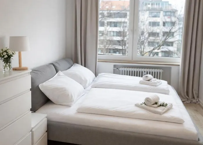 3 Br Near Messe Düsseldorf