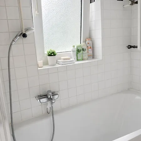 3 Br Near Messe Düsseldorf